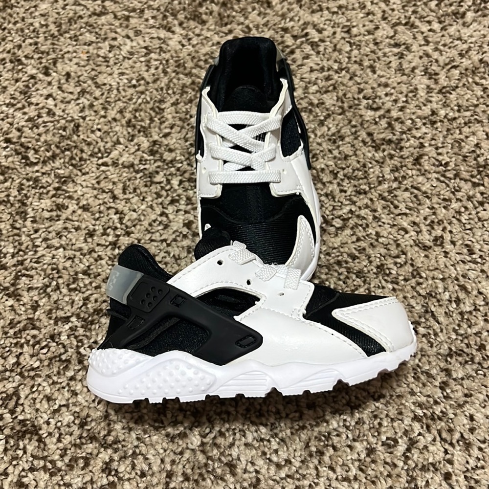6c nike huarache shoes